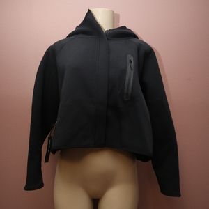 Nike "women's" Tech fleece loose fit crop